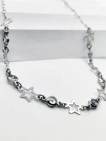 Choker em aço inoxidável com pingentes de zircônias e estrelas